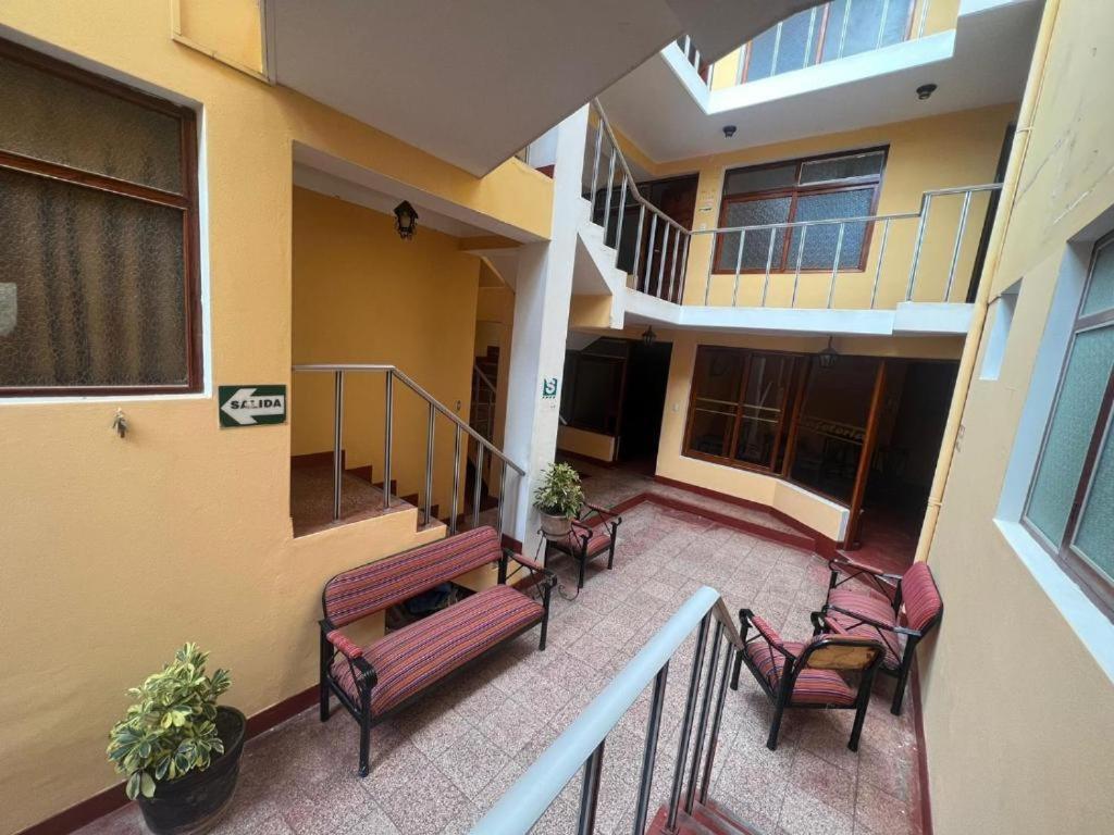 Hostal Huayna House Go กุสโก ภายนอก รูปภาพ